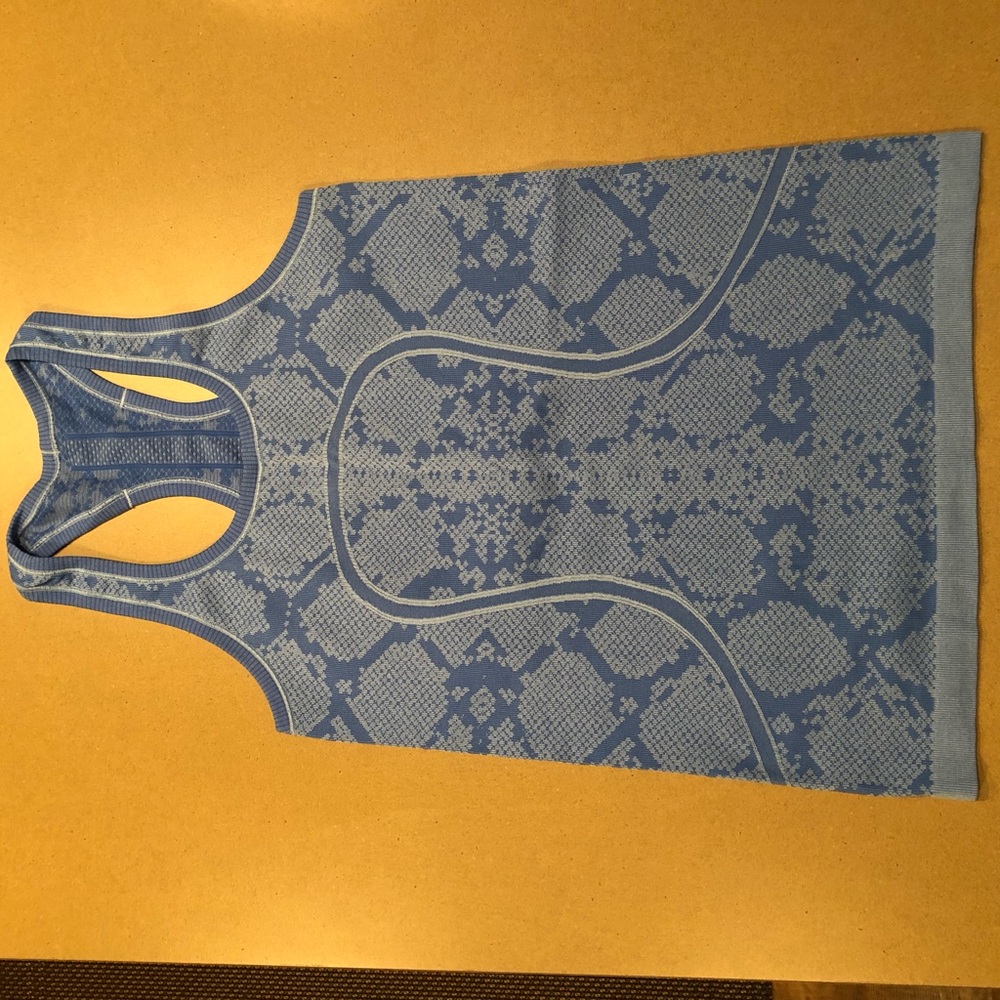 Lululemon French blue tank